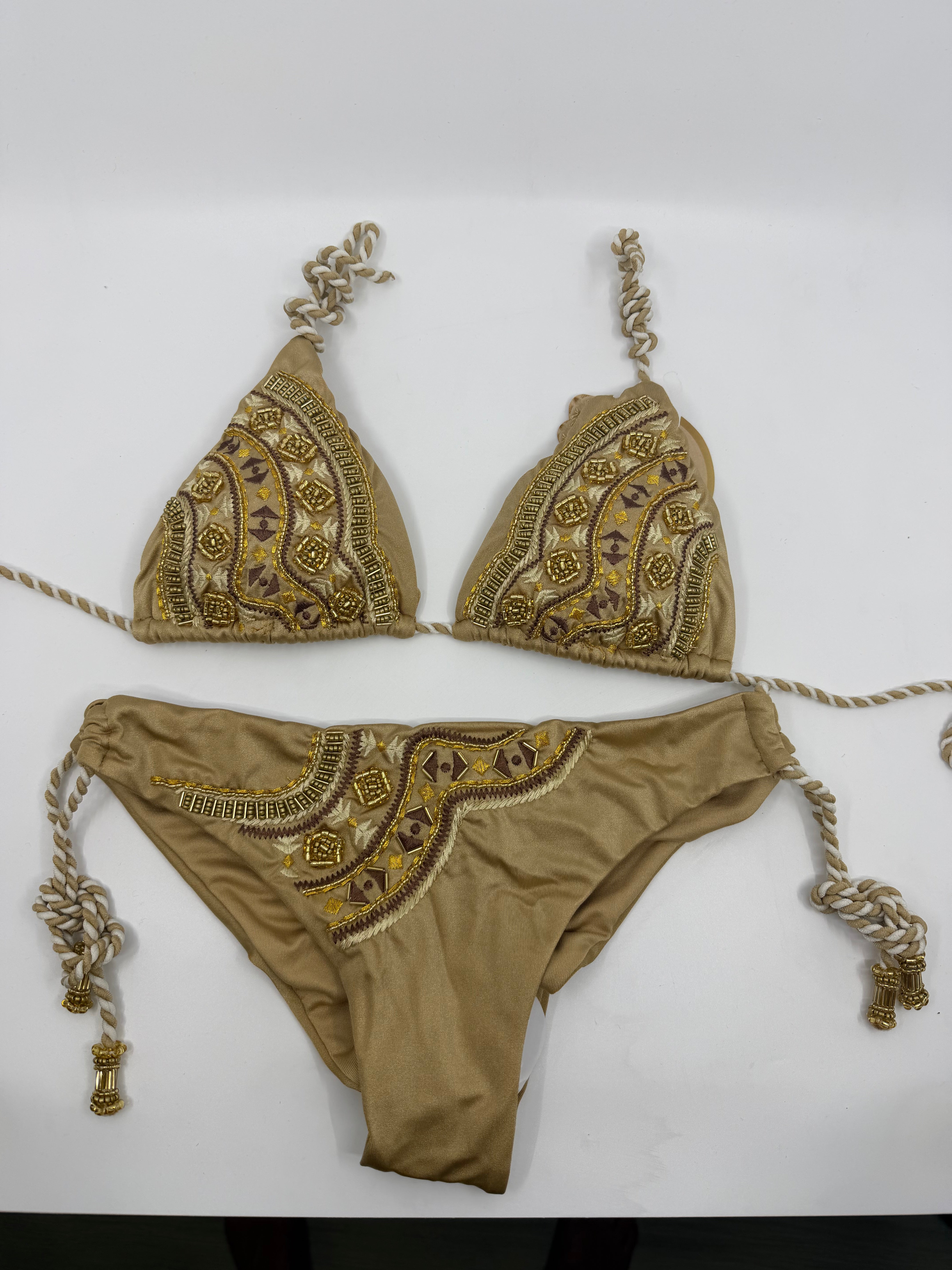 Gouden bikini set van Saman Swimwear, topje en broekje - foto 1