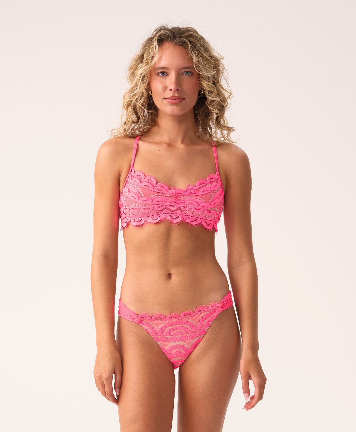 Roze lace fanned bikini broekje PQ Swim handgesneden kant